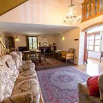 With Bbq In 54727 Novo Mesto