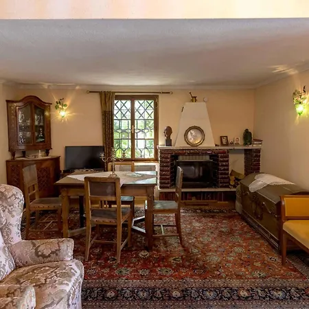 With Bbq In Novo Mesto 54727 *