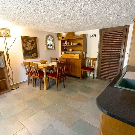 With Bbq In Novo Mesto 54727 Casa de Férias