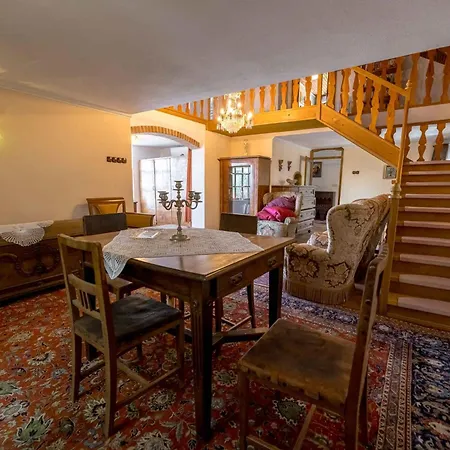 With Bbq In Novo Mesto 54727 Casa de Férias *